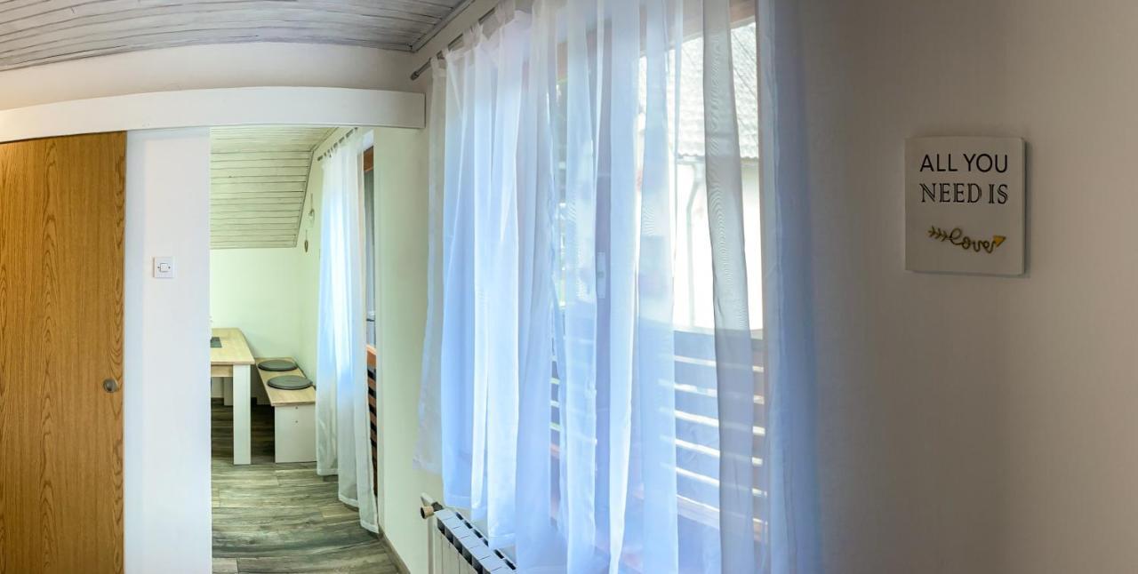 Apartament Apartma Petra Ravnik - Wanderer'S Hut Bohinj Zewnętrze zdjęcie